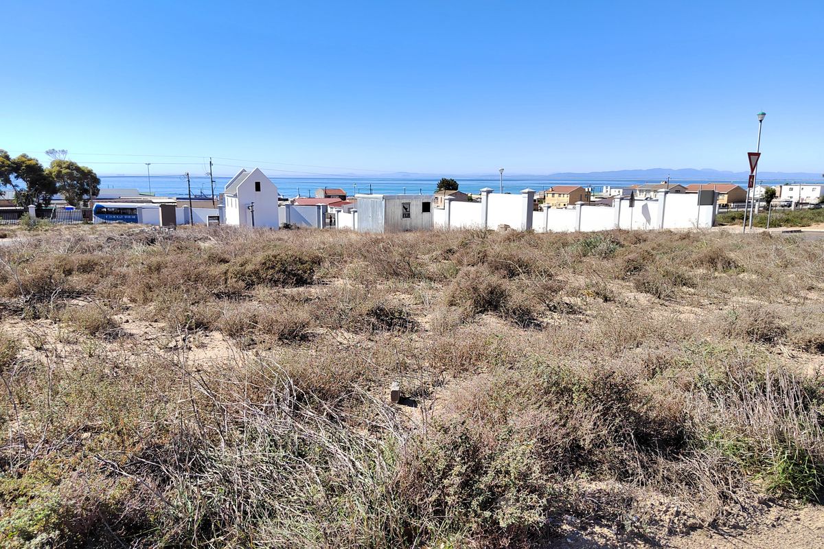 315m2 vacant land in Steenbergs Cove, St Helena Bay - the perfect spot to build your dream home - Photo 3