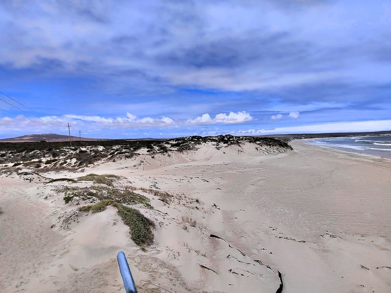 Rare opportunity to own 1.78ha Beach Front land, offering endless possibilities for development. - Photo 8