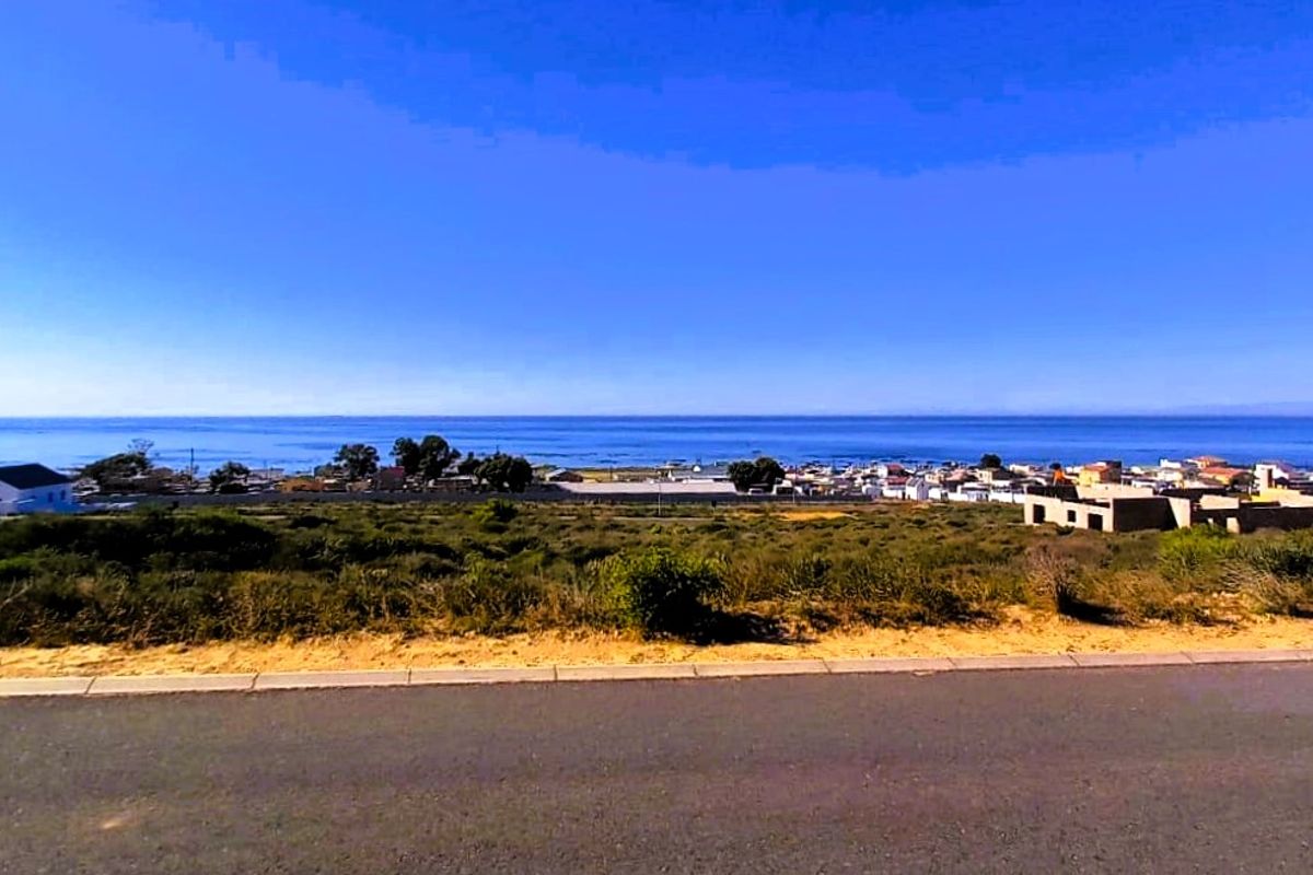 A lovely stand in Steenbergs Cove for R599 000. - Photo 3