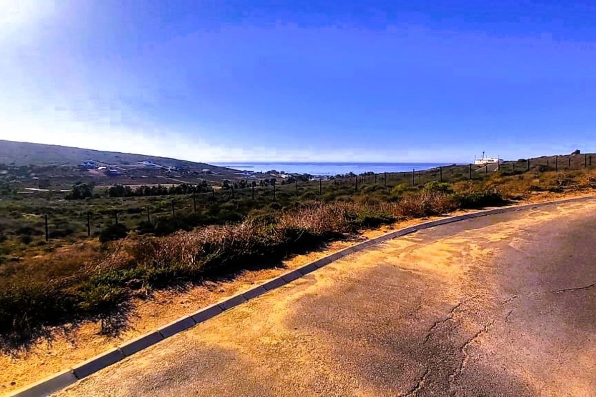429m2 Plot on the West Coast in St Helena Bay @ R399 000 is not to be scorned!! - Photo 3