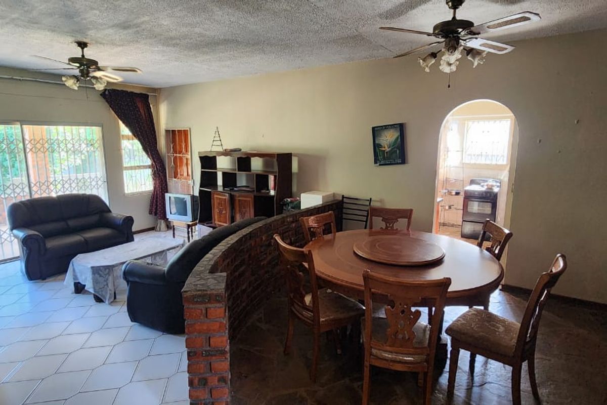 3 bedroom House - Photo 3