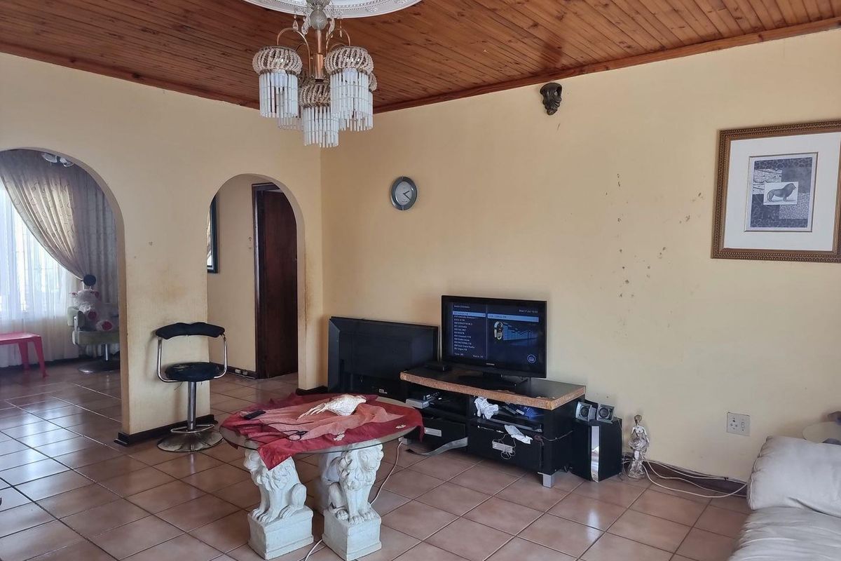 House for Sale - Photo 3