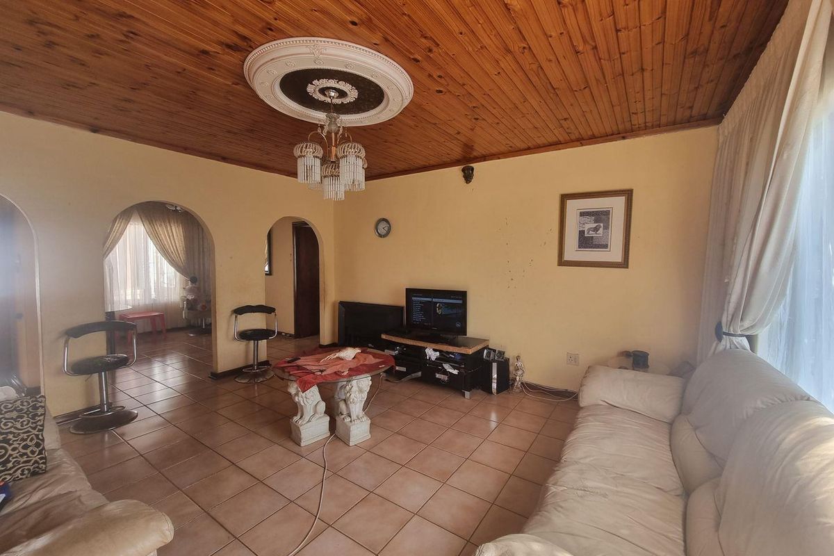 House for Sale - Photo 2