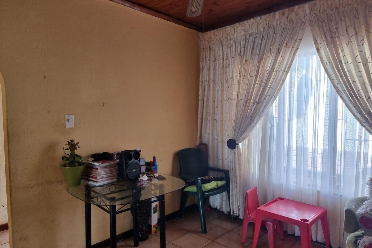 House for Sale - Photo 4