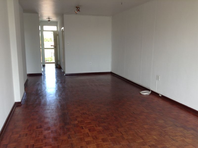 2 bedroom unit in sought after Lake Point - Photo 2