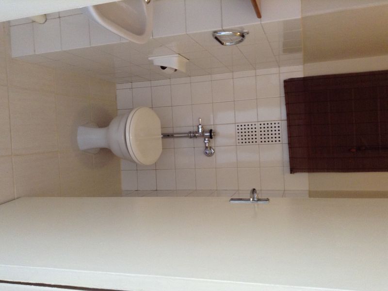 2 bedroom unit in sought after Lake Point - Photo 7