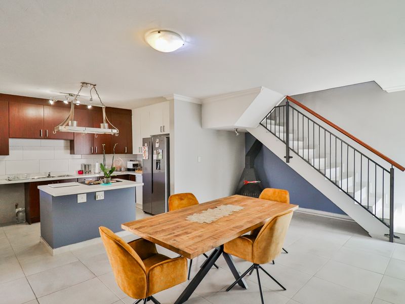 Stunning family home, perfect for entertaining! - Photo 5