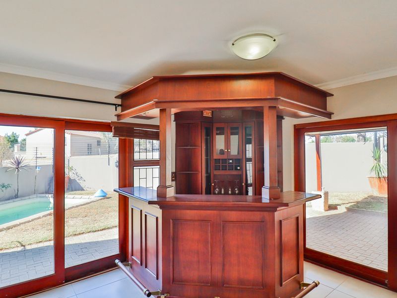 Stunning family home, perfect for entertaining! - Photo 10