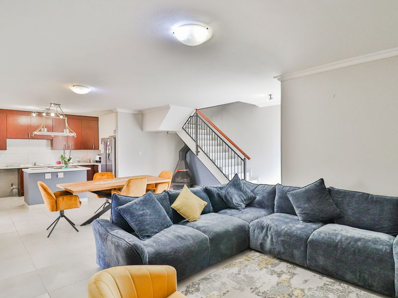 Stunning family home, perfect for entertaining! - Photo 7