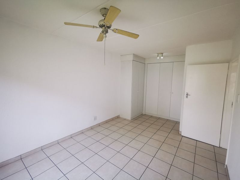 Ideal Investment or Starter Home in Secure Helderwyk Estate – Transfer Costs Included - Photo 8