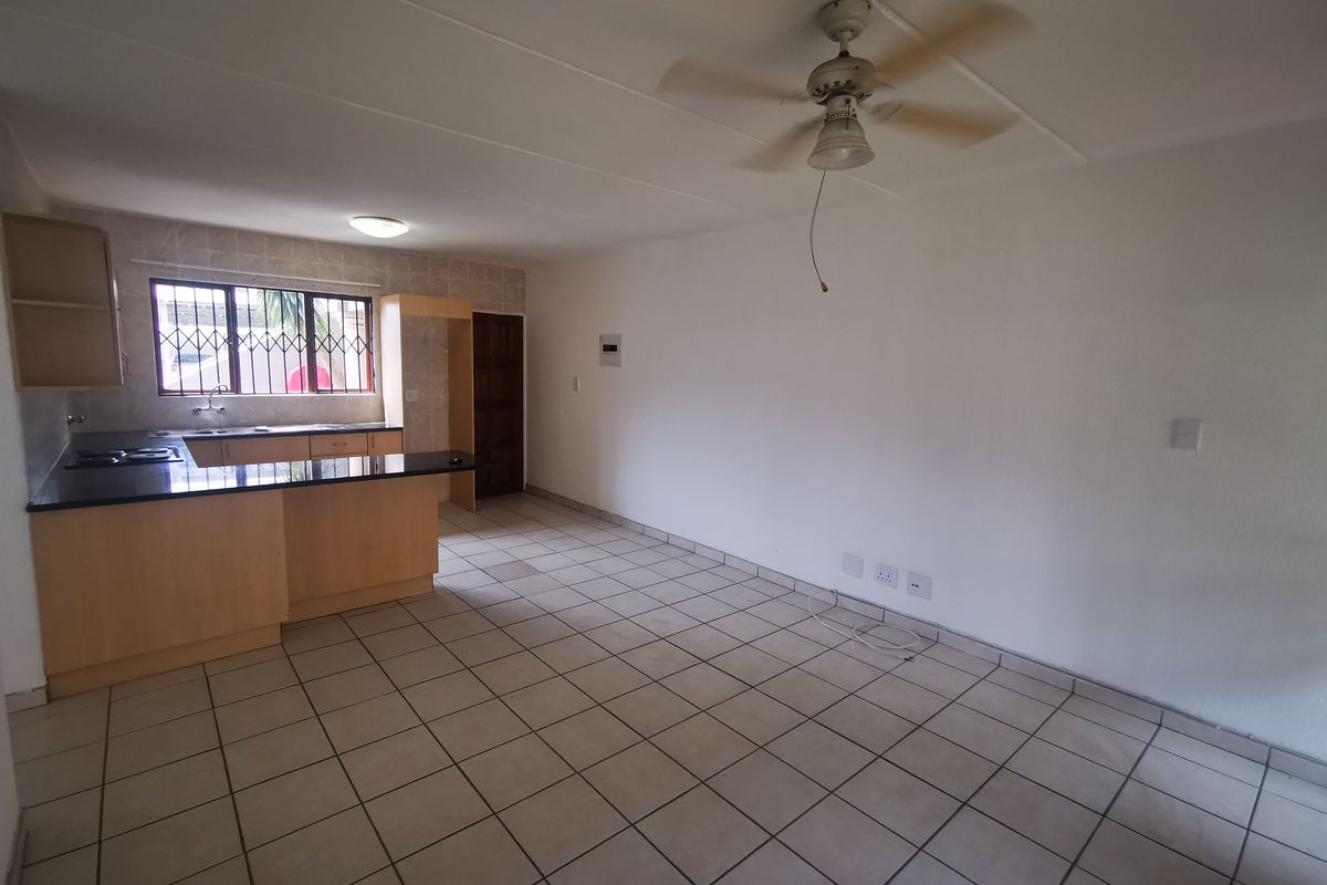 Ideal Investment or Starter Home in Secure Helderwyk Estate – Transfer Costs Included - Photo 4