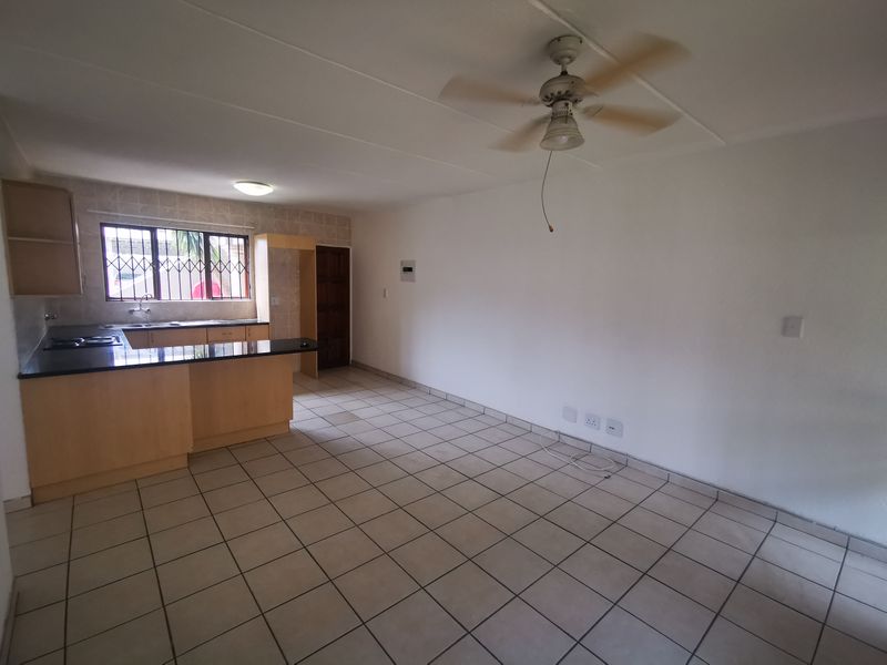Ideal Investment or Starter Home in Secure Helderwyk Estate – Transfer Costs Included - Photo 4