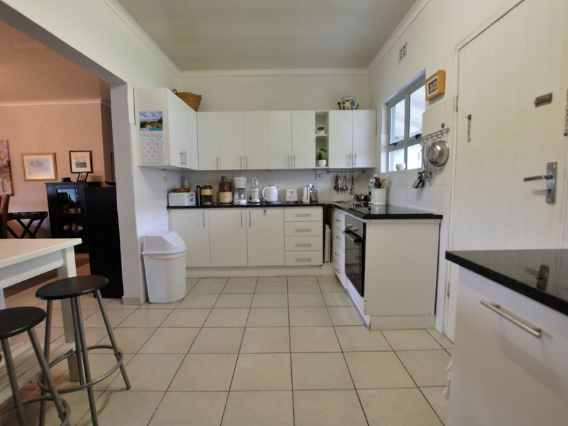 Modern Luxury Living in Koelwaters Estate - Photo 5