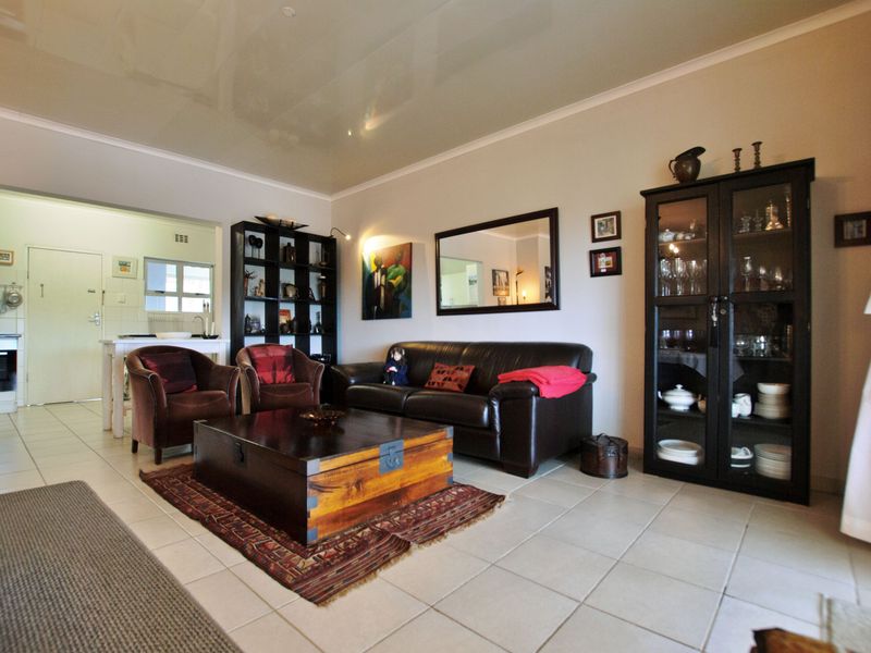 Modern Luxury Living in Koelwaters Estate - Photo 8