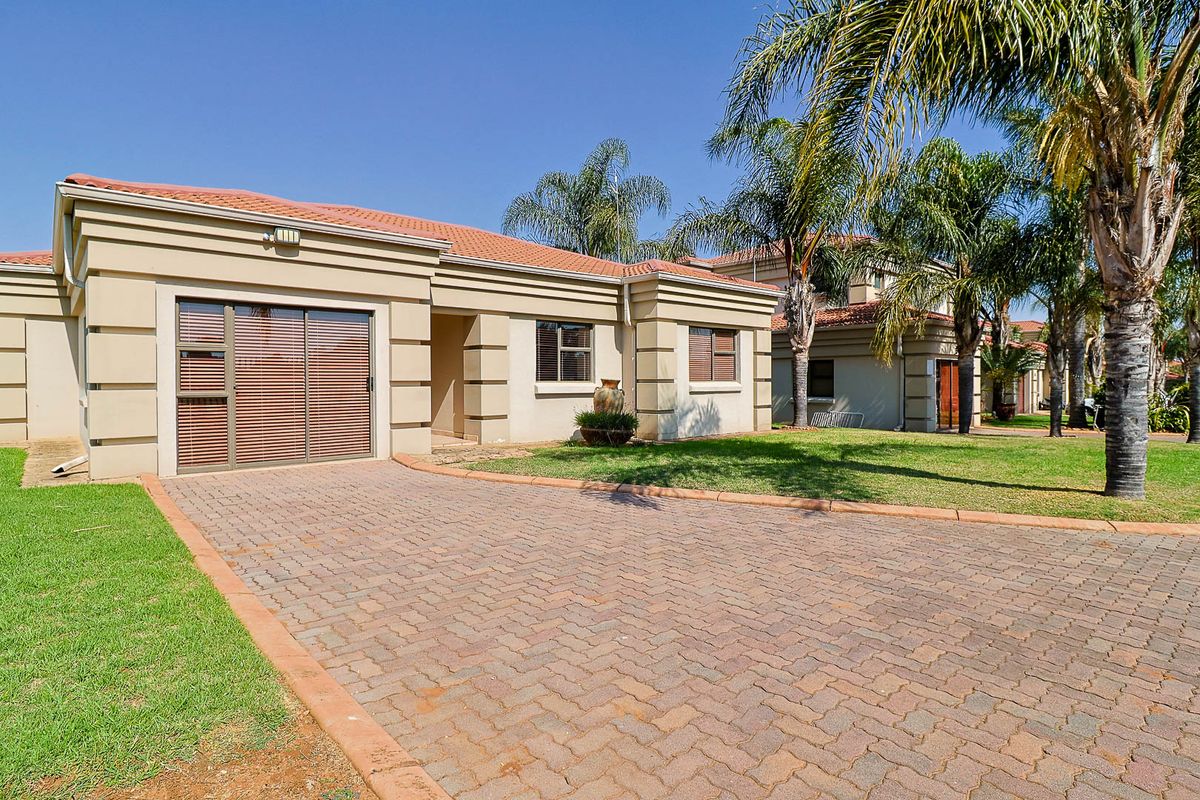 Stunning Single level unit for sale in Vaal Marina. - Photo 5