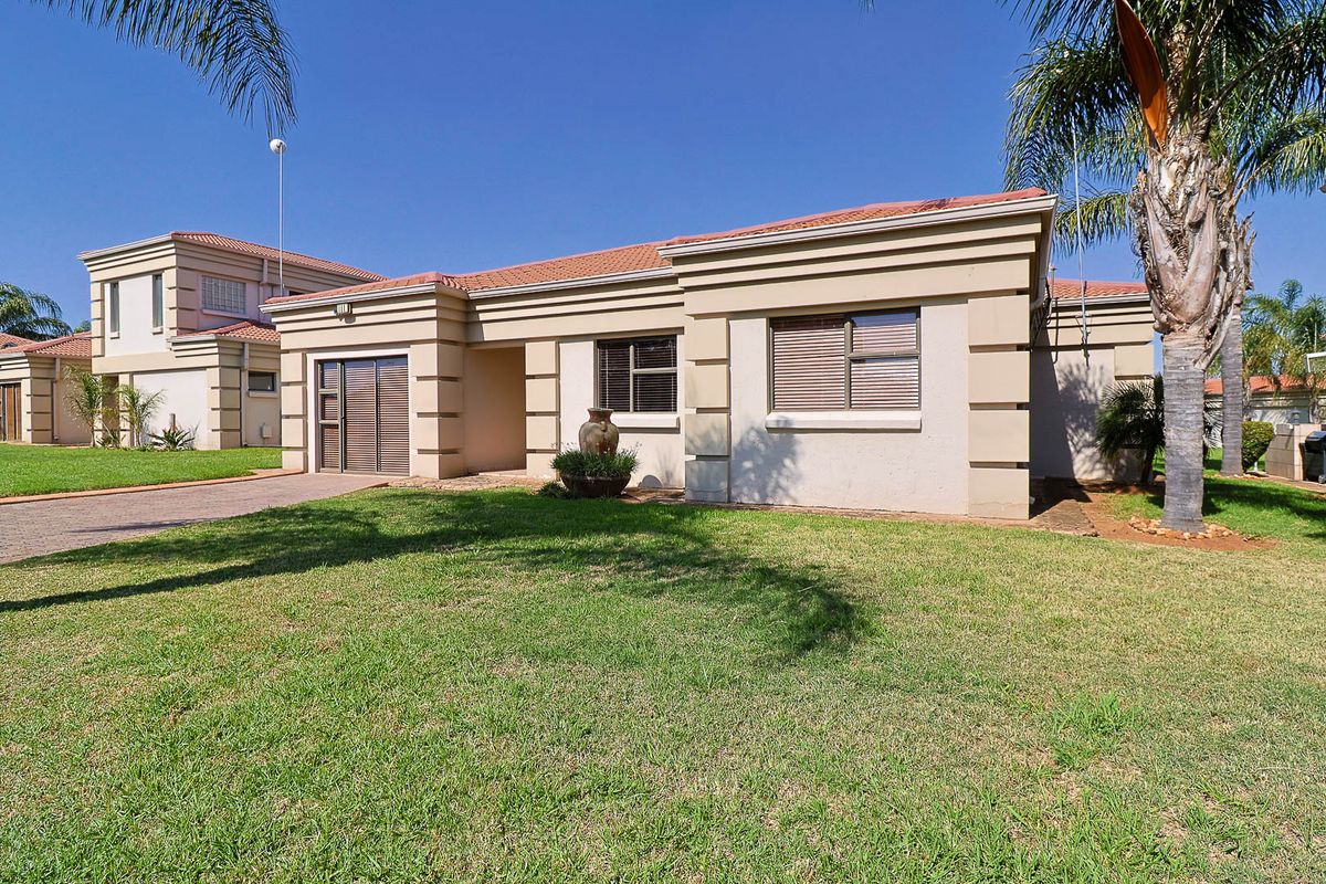 Stunning Single level unit for sale in Vaal Marina. - Photo 4