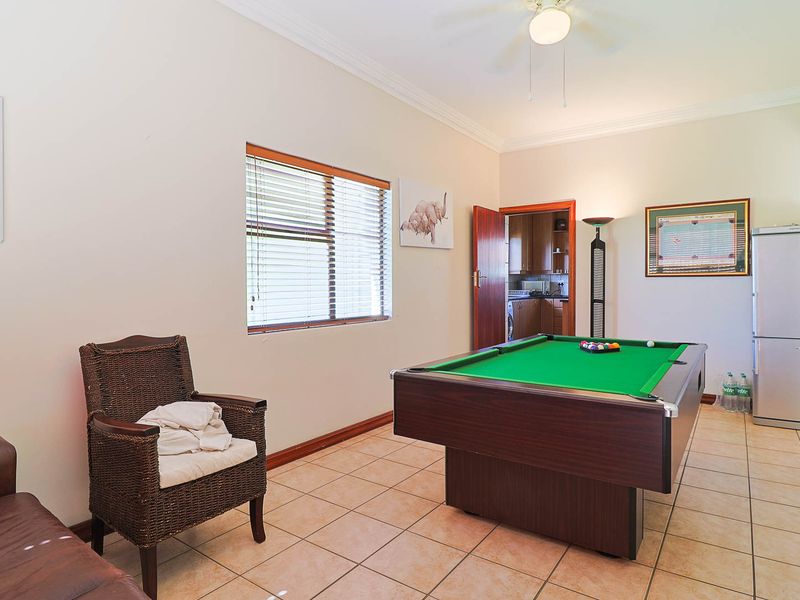 Stunning Single level unit for sale in Vaal Marina. - Photo 8