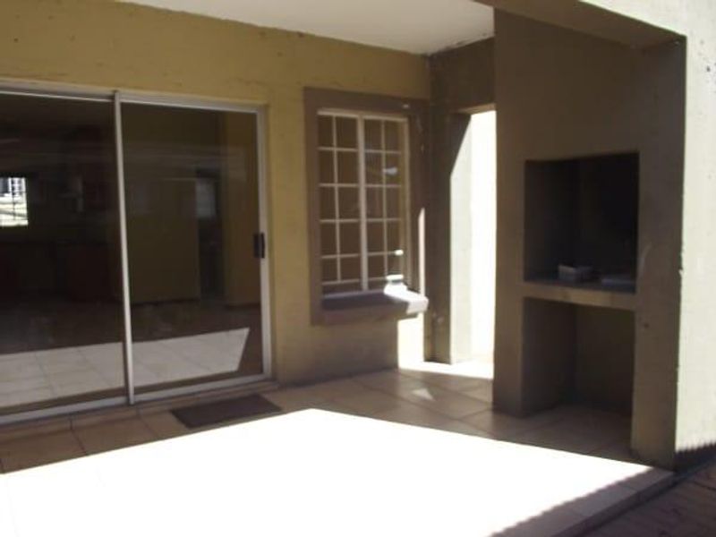 Evander – Excellent Value 2-Bedroom Flat - Photo 1