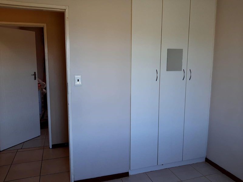 Evander – Excellent Value 2-Bedroom Flat - Photo 9
