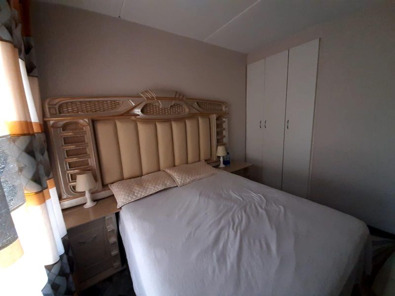 Evander – Excellent Value 2-Bedroom Flat - Photo 8
