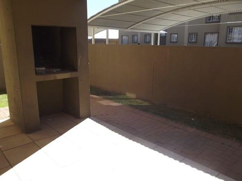 Evander – Excellent Value 2-Bedroom Flat - Photo 5
