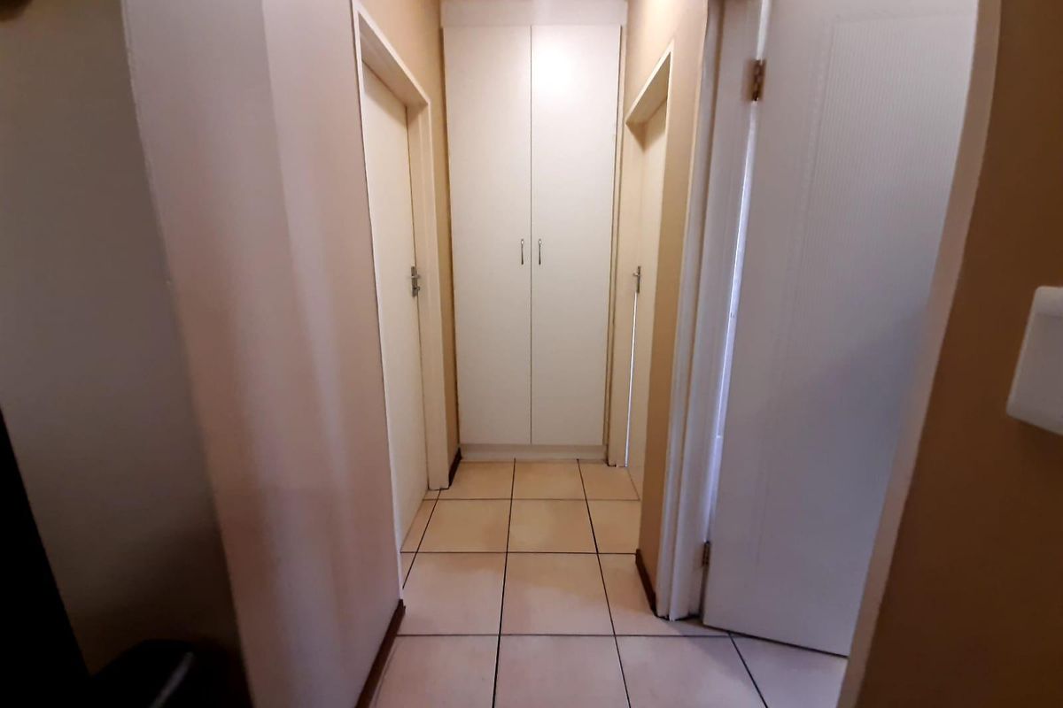 Evander – Excellent Value 2-Bedroom Flat - Photo 3