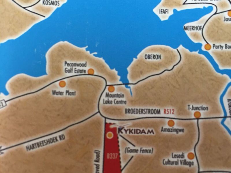 NESTLED IN NATURE - Photo 4