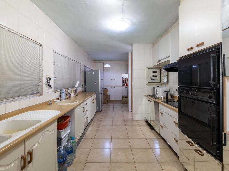 Please contact agent for an appointment to view - Photo 9