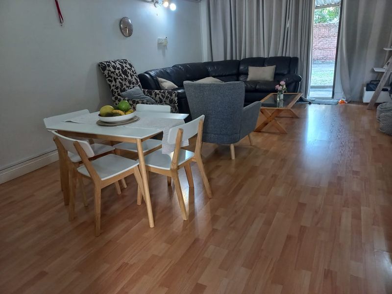 2 bedroom Apartment for sale - Photo 3