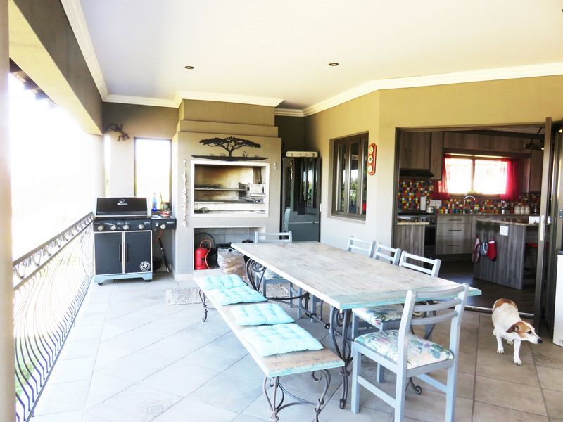 Grandstand Waterfront Gem with magnificent all-embracing Vaal River/Vaal Dam Wall views. - Photo 6