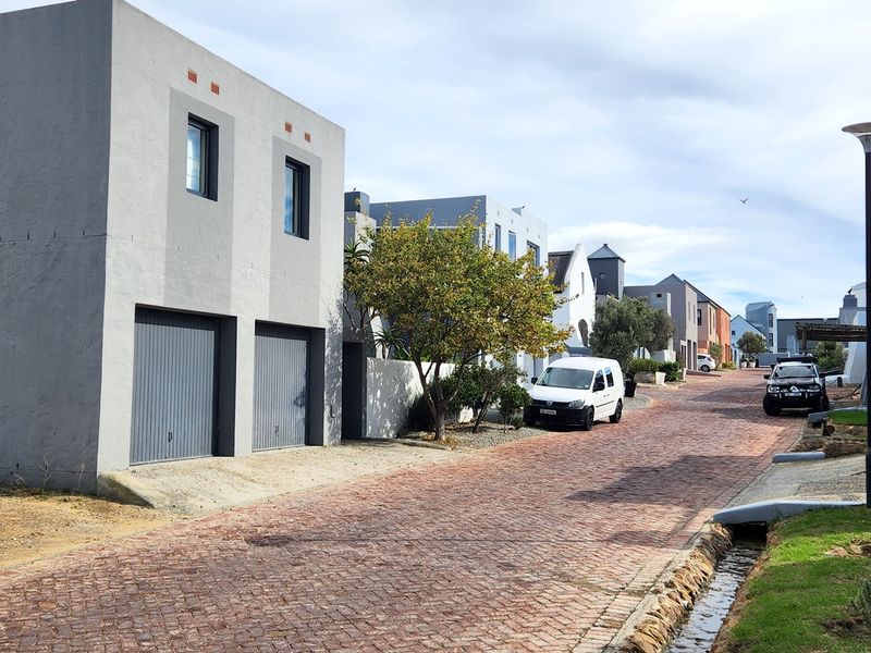 Prime Vacant Plot in the De Oude Arena Gated Complex - Photo 4