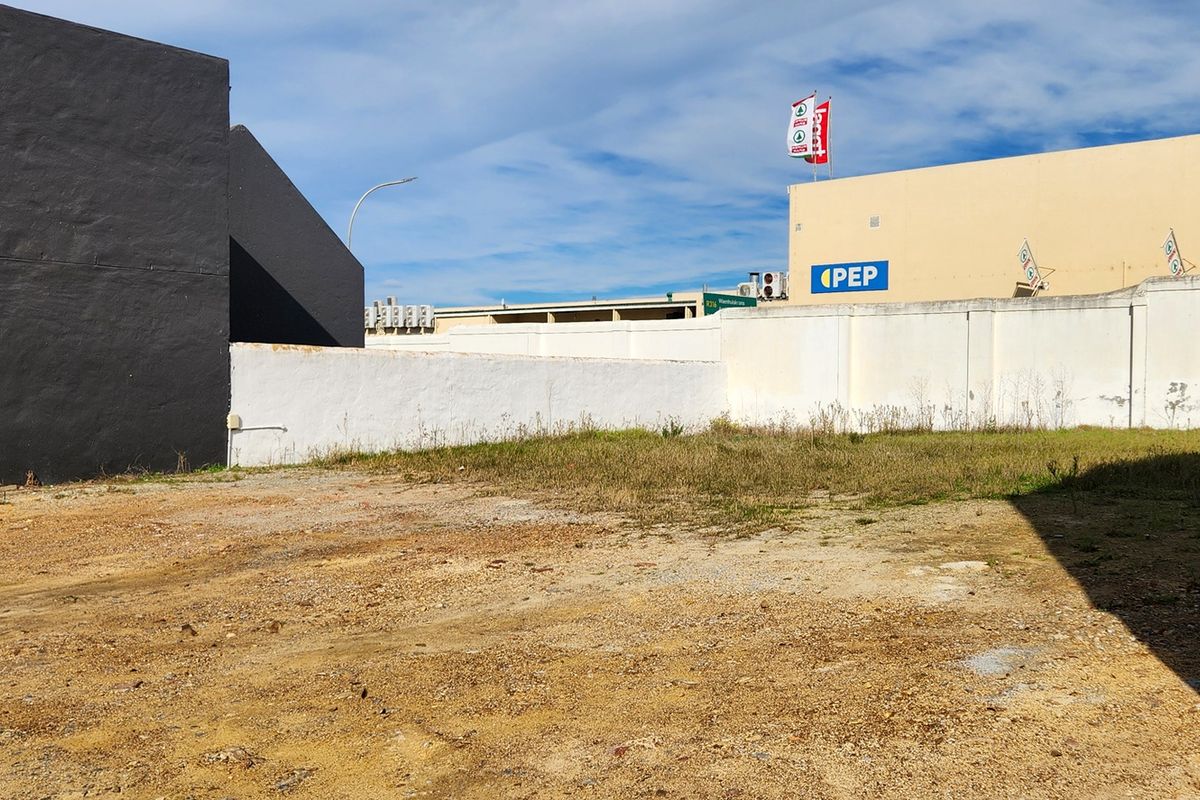 Prime Vacant Plot in the De Oude Arena Gated Complex - Photo 5