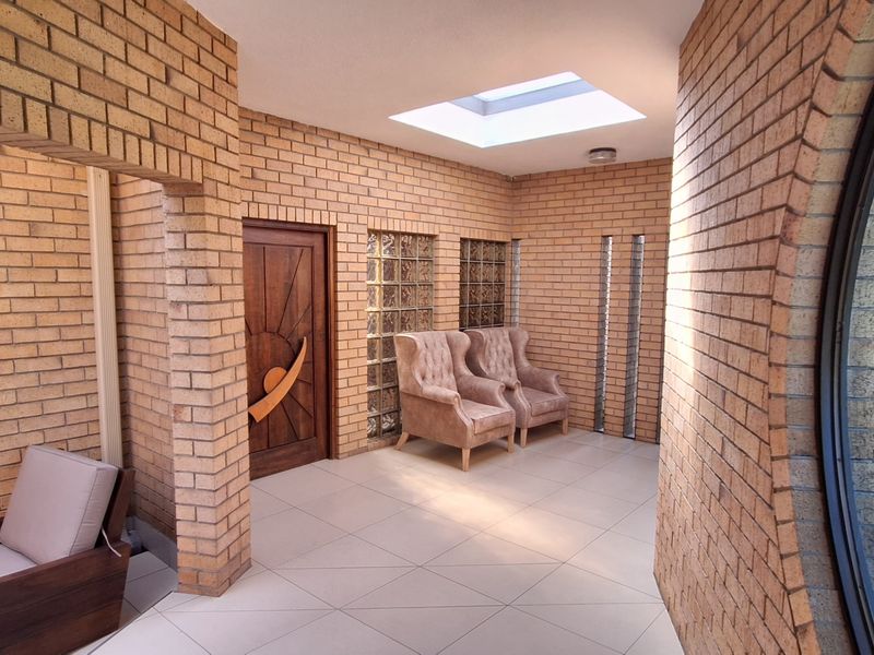 Harvest happy memories for your family in this brilliant and astonishing architectural masterpiece! - Photo 6