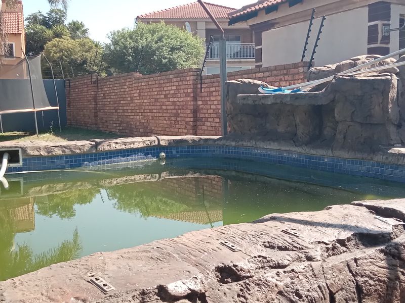 House for sale in Model Park - Photo 5