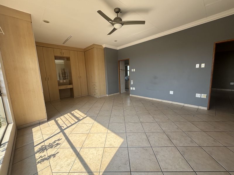 Secure Living Split Level Home - Photo 9