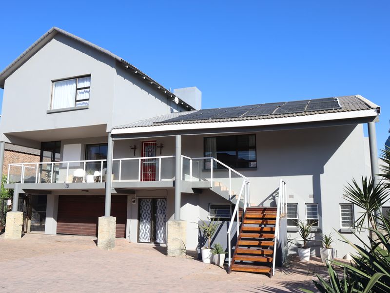 Endless Sea Views!! - Photo 2