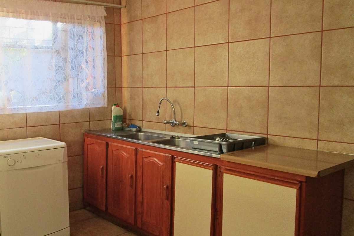 A Welcoming Residence In Fauna Park - Ideal For Families In Pursuit Of Peaceful Living - Photo 5