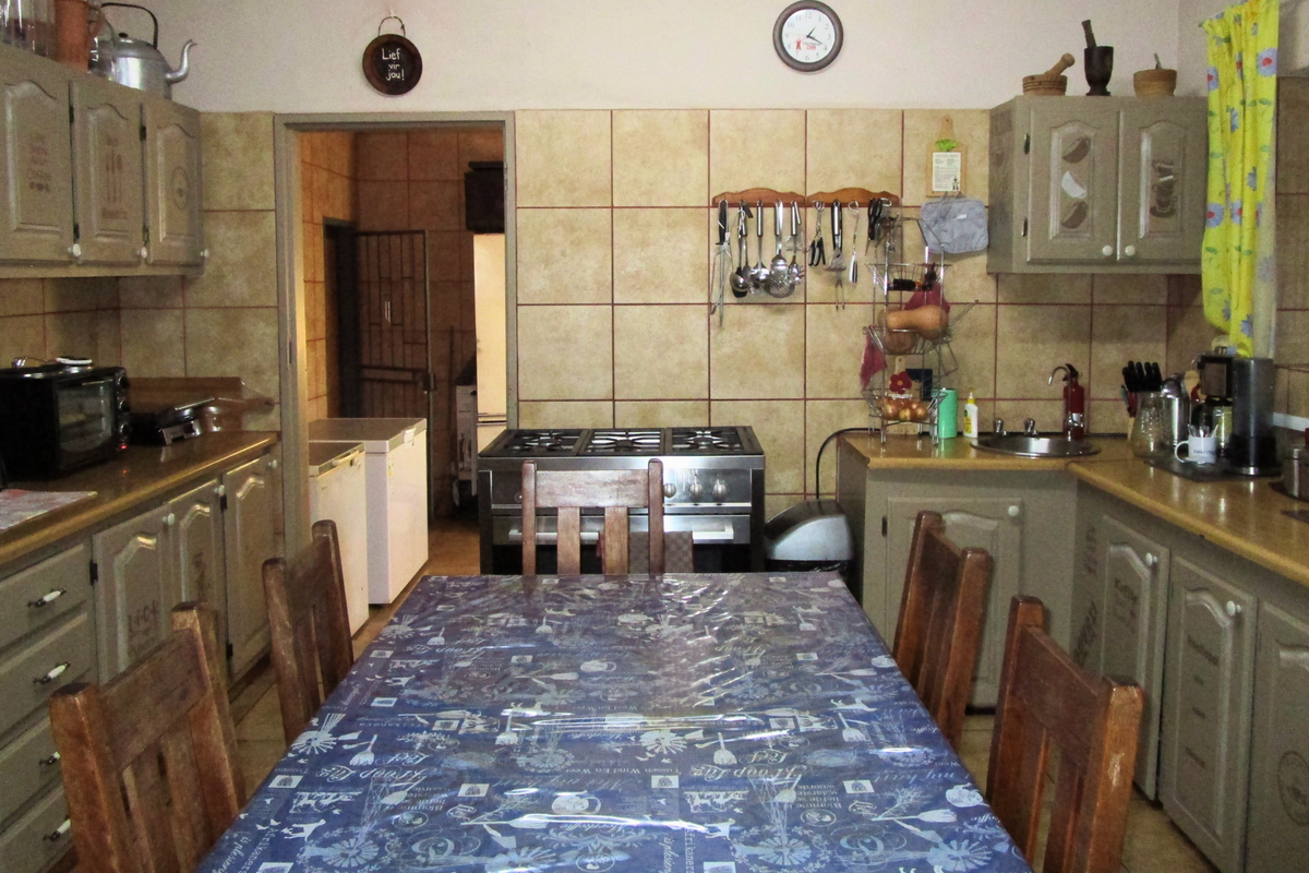 A Welcoming Residence In Fauna Park - Ideal For Families In Pursuit Of Peaceful Living - Photo 3