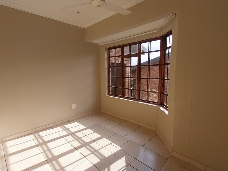 Stunning 2 bedroom townhouse available in Margate. - Photo 6