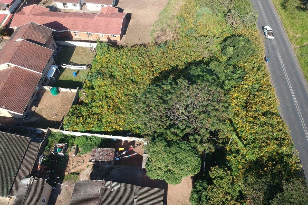 "Rare Opportunity: Prime 949m2 Parcel of Untapped Potential Awaits Your Vision!" - Photo 3