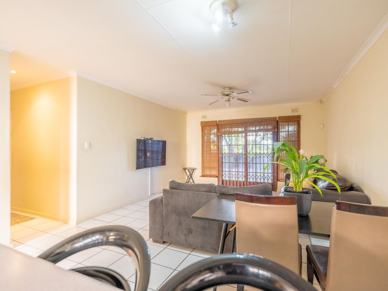 A Pet friendly gem! - Photo 10