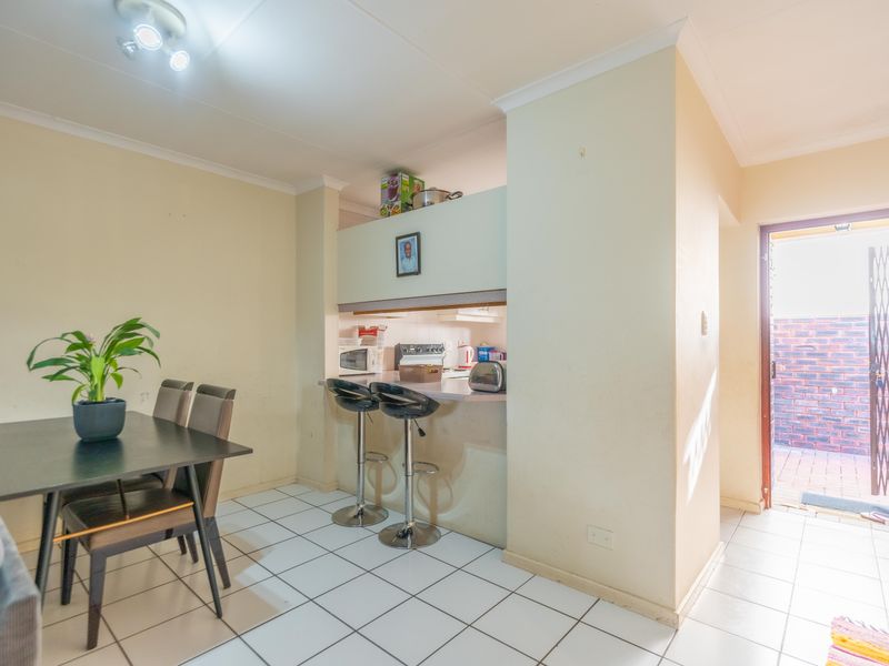 A Pet friendly gem! - Photo 9