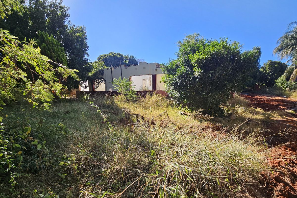Vacant Land with Incomplete structure for sale, in Louis Trichardt. - Photo 5