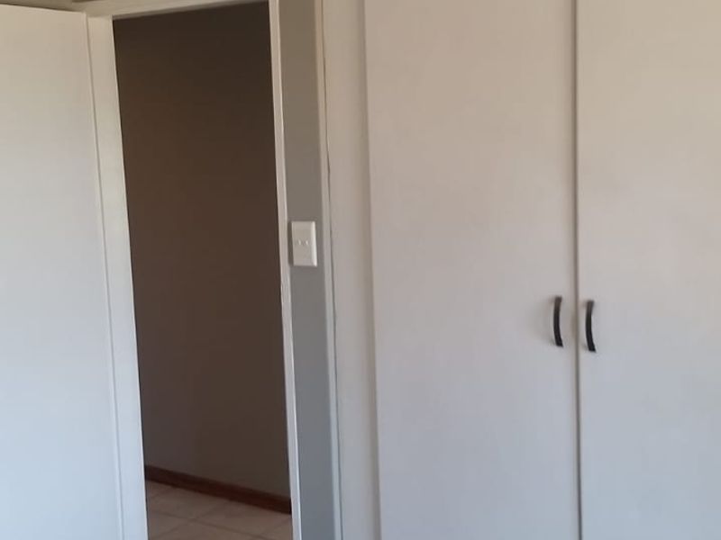 This charming flat, located on the first floor in Pretoria North - Photo 9