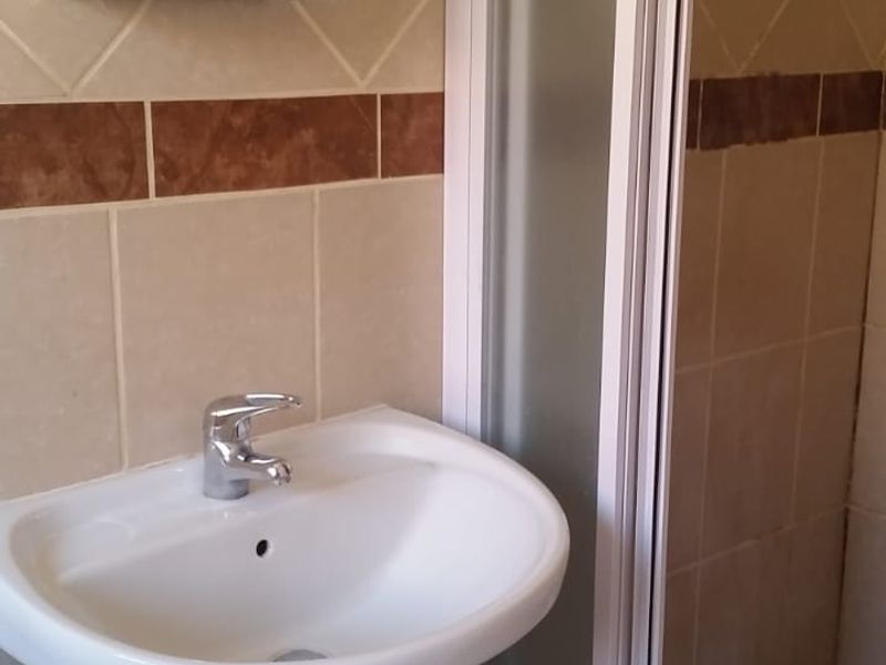 This charming flat, located on the first floor in Pretoria North - Photo 8