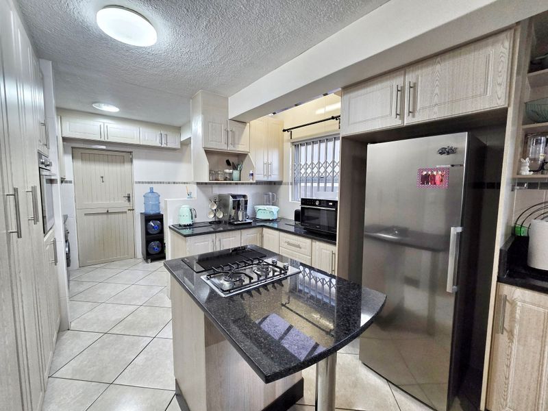 The Executive Lifestyle - Photo 7