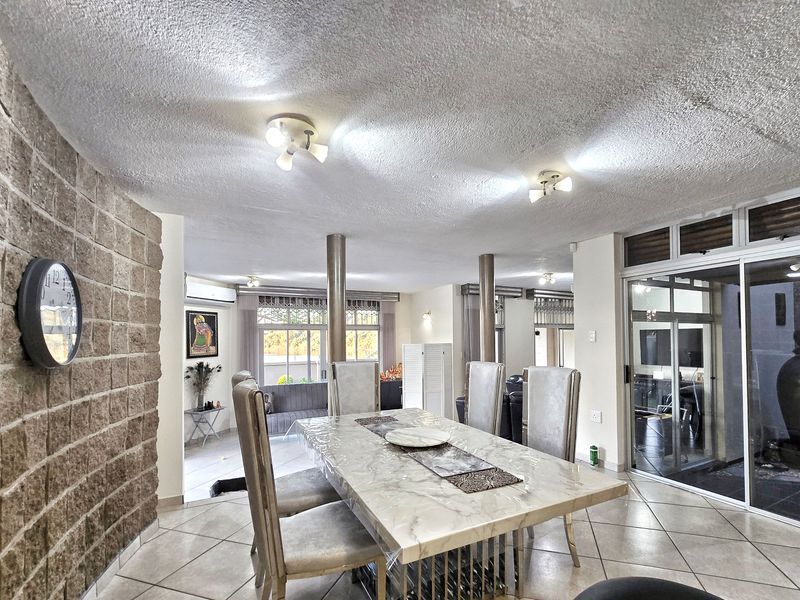 The Executive Lifestyle - Photo 5