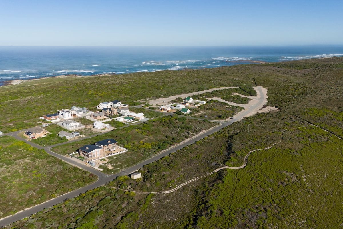 Prime 600m2 Plot in Historic Agulhas - Photo 3