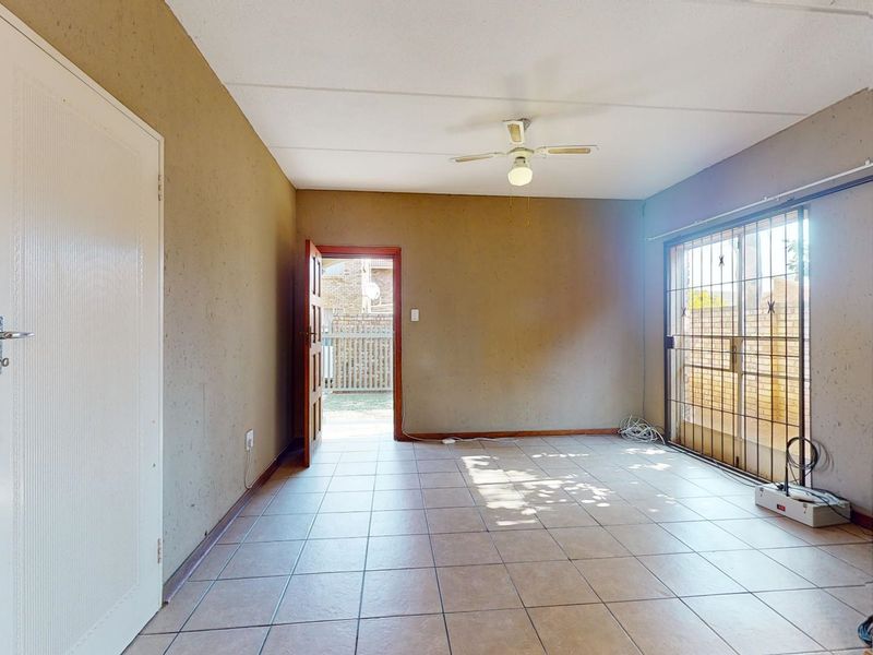 3-Bedroom + study townhouse for sale - Photo 5