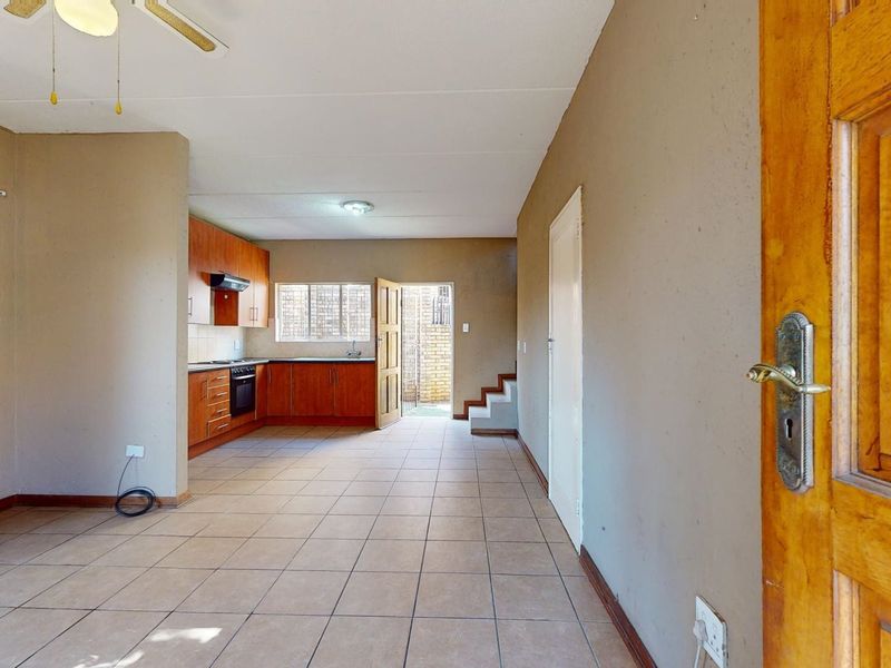 3-Bedroom + study townhouse for sale - Photo 3